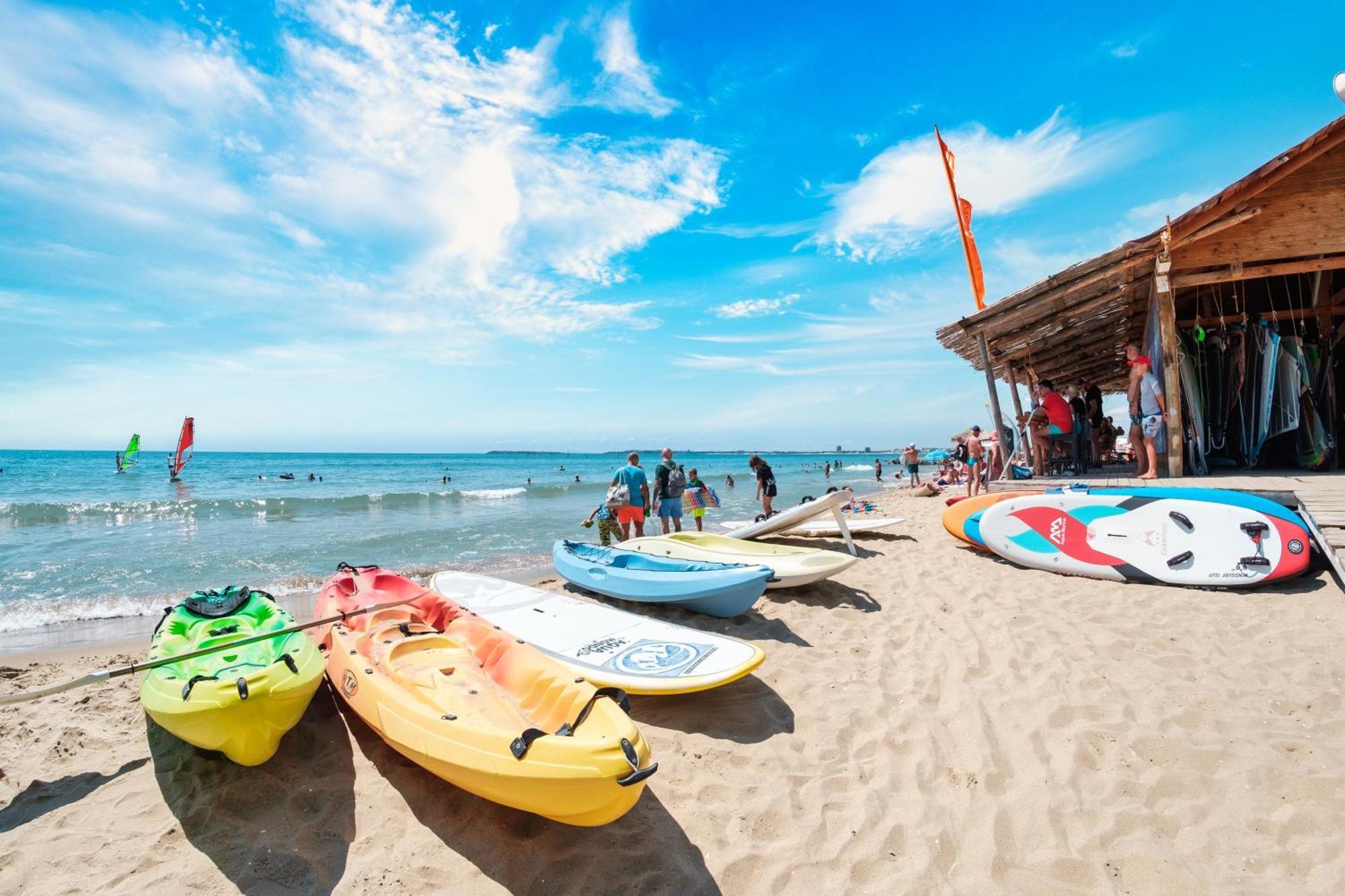 Premier Fort Beach Hotel สวิติ วลัส ภายนอก รูปภาพ